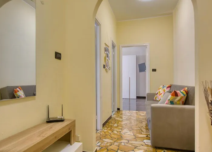 2 Bedroom Awesome In *