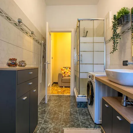 Stunning In With Wifi Генуя